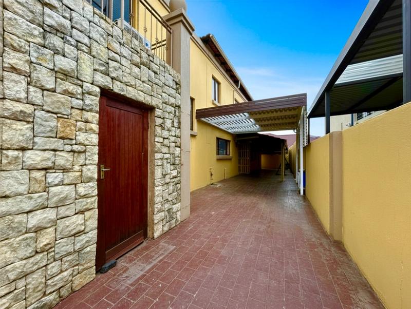 4 Bedroom Property for Sale in Melodie North West